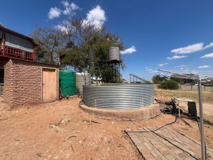 2 Bedroom Property for Sale in Olyfvenhoudtsdrift Northern Cape